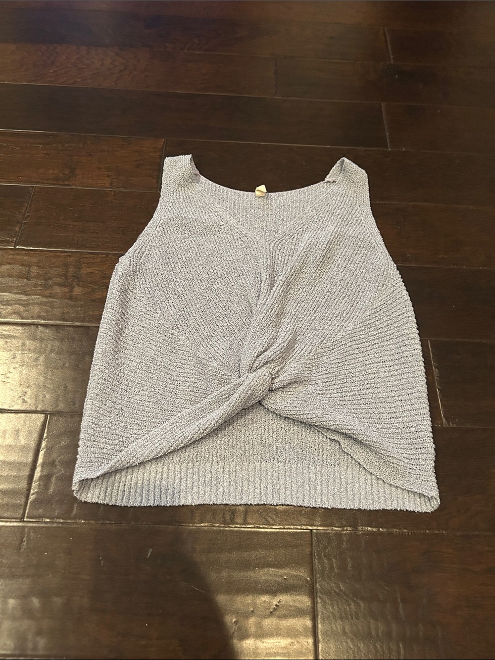 Women’s v-Neck Twist-Front Knit Tank Top - Light Blue
